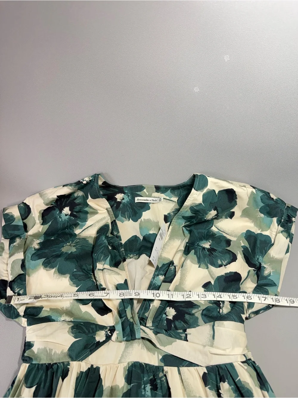 Abercrombie & Fitch Cream & Teal Green Floral V-Neck Maxi Dress NWT
